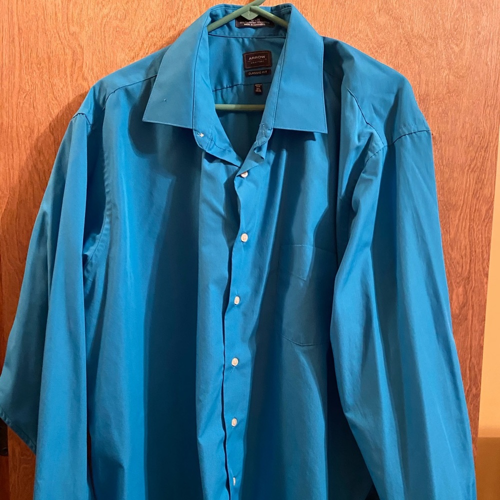 Set of Men’s Shirts, 2 button down, 1 short sleeve